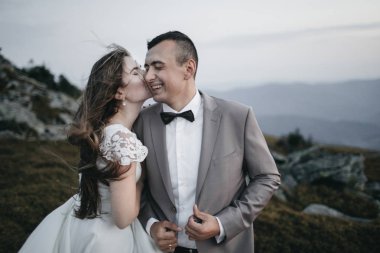 Mutlu güzel gelin ve damat 