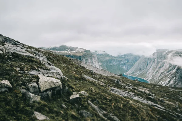 Vue sur le fjord en Norvège . — Photo