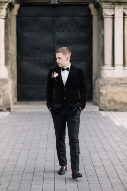 Papyon ile yakışıklı damat 