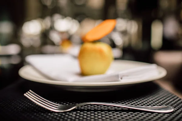 Arranjo de mesa de recepção de casamento elegante — Fotografia de Stock