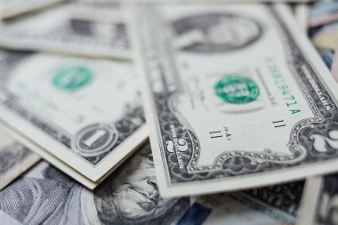 Bir dolarlık ve iki dolar faturaları