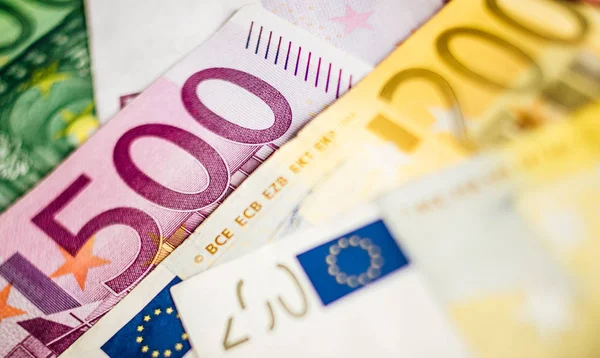Billetes en euros de 5 a 500 euros — Foto de Stock