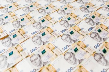 Beş yüz Ukraynalı hryvnias banknotlar