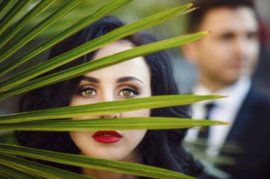 Poz güzel düğün çifti 