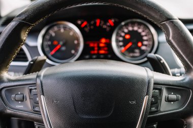 Yeni modern araba iç.