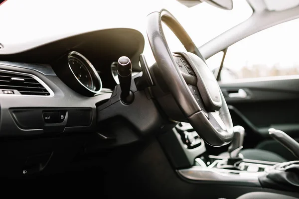 Interieur Van Nieuwe Moderne Auto — Stockfoto