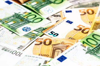 Euro banknot kapatın. Birkaç yüz 