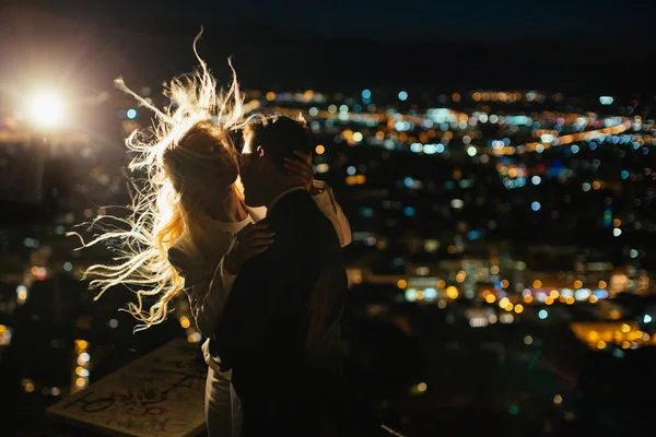 Amantes Beijando Noite Casal Sensual Retrato Rosto Close Marido Mulher — Fotografia de Stock