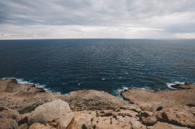 Kıbrıs - Akdeniz kıyısında. Lara beach paphos bölgesinde.