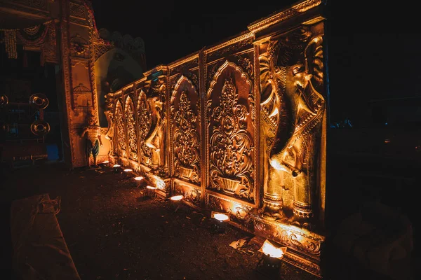 Marco Turístico Com Antigo Templo Índia — Fotografia de Stock