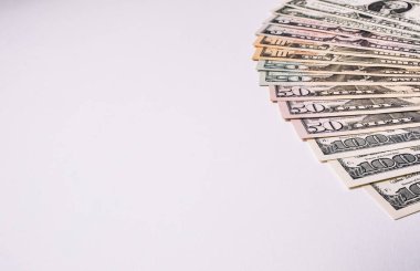 ABD para banknot beyaz arka plan üzerinde.