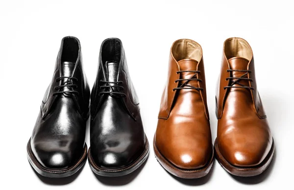 Beyaz arka plan üzerinde izole erkek Klasik Ayakkabı — Stok fotoğraf