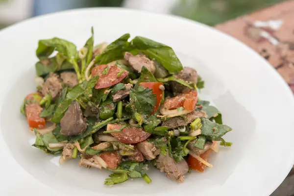 Ensalada Con Hígado Pollo —  Fotos de Stock