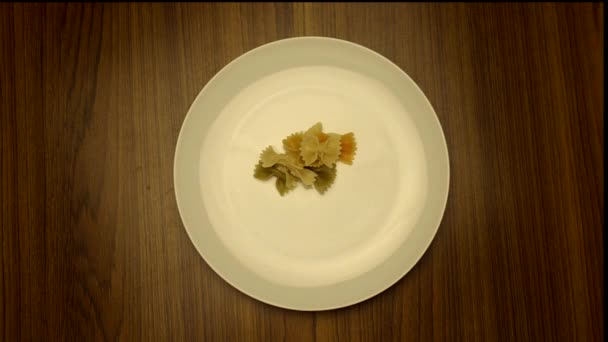 Close Footage Pasta White Plate — Stockvideo