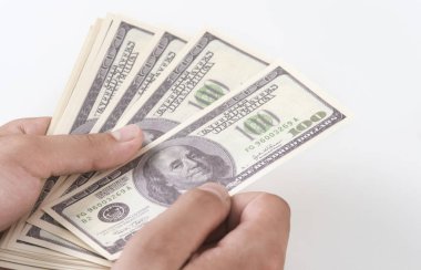 Para sayan adam, ekonomi konsepti, para tahsisi, covid-19 salgınından sonraki kriz. Dolar düşüyor ya da yükseliyor..
