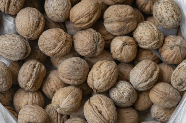 Kabuklu ceviz. Taze ceviz arkaplanı.