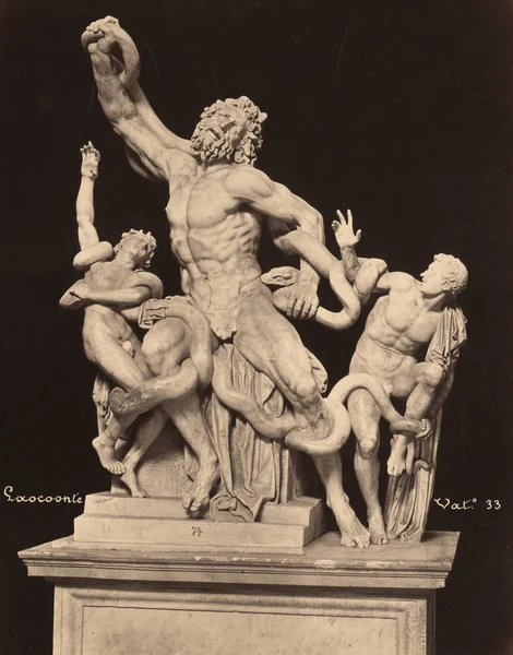 Ročník Foto nebylo přáno sochařství ve vatikánském muzeu, nebylo přáno a jeho synové 1860 — Stock fotografie