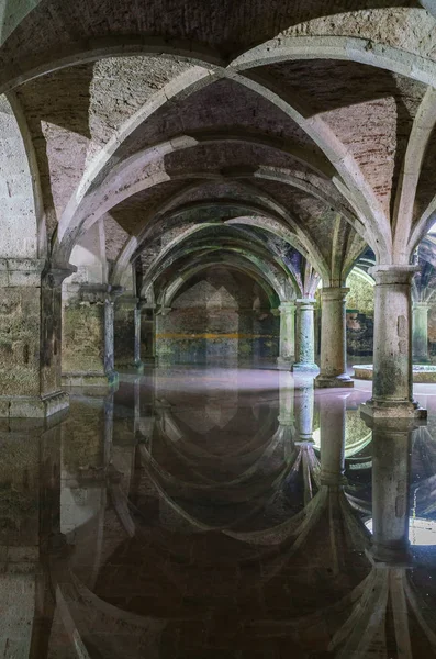 Reflexión de la Cisterna Manuelina en El-Jadida, hito de Marruecos — Foto de Stock