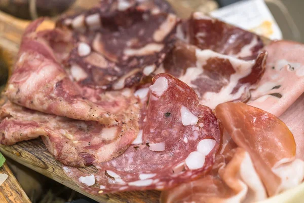 Assortimento di carne, come sfondo — Foto Stock