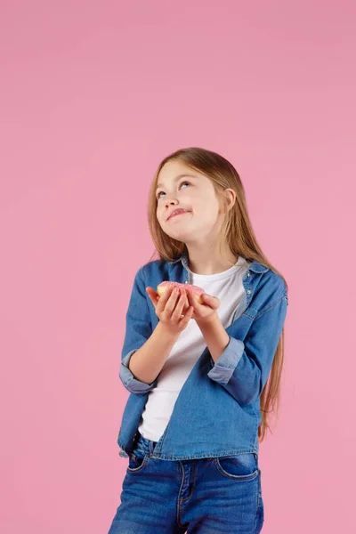 Girl Playing Donut Pink Background — Stock Photo, Image