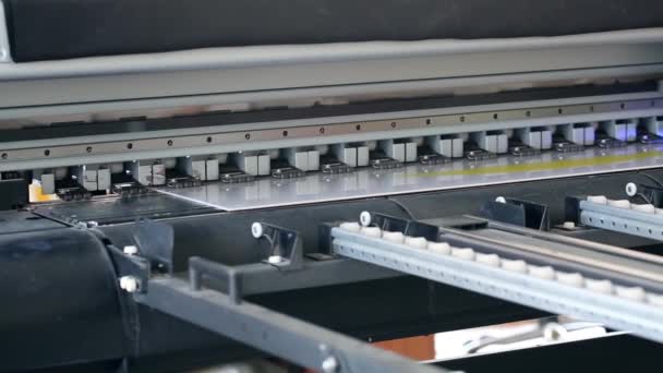UV tiskárna tisk na velký plastový panel