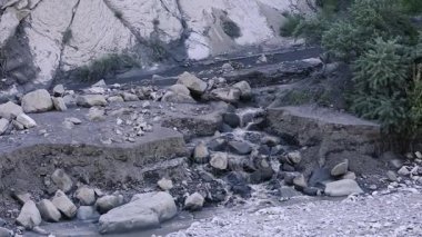 dağ nehir manzara