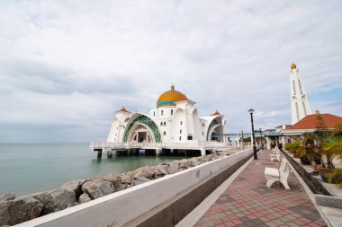 Melaka Boğazı Camii (