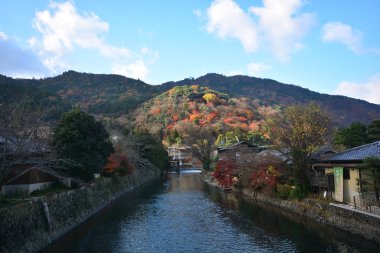 Arashiyama. Kyoto bir hoş, turistik bölgesi olduğunu.