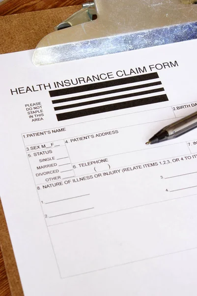 Formulário de reclamação de seguro de saúde — Fotografia de Stock