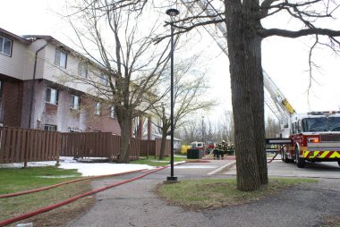 Editoryal apartmanda yangın