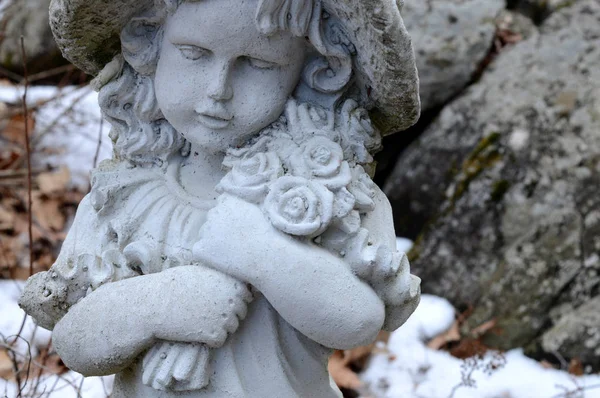 Garden Girl Statue — Stock Photo, Image