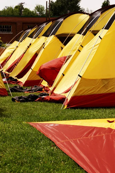 Place Has Setup Several Tents Order Air Dry Them Camping — Stock Photo, Image