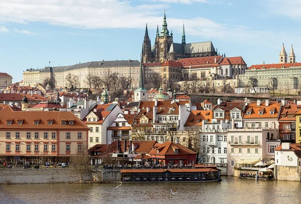 Parte Antiga Cidade Praga Pequeno País Rio Vlatva Catedral São — Fotografia de Stock