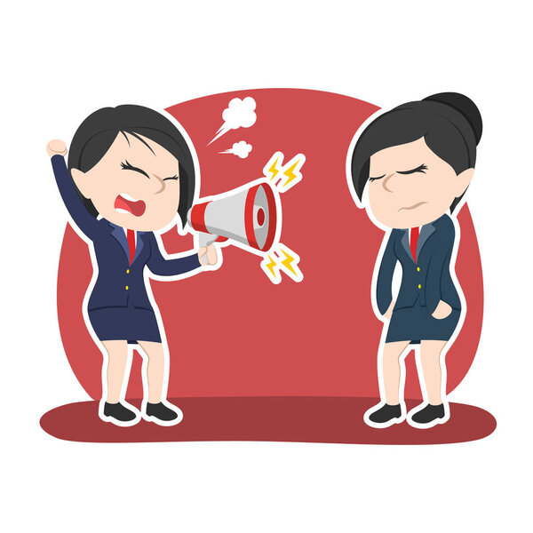 азиатская бизнесвумен кричит с мегафоном своей сотруднице
