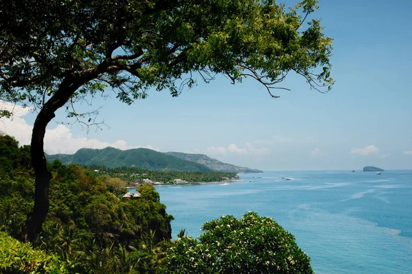 Vista panoramica sull'oceano a Bali, Indonesia . — Foto Stock