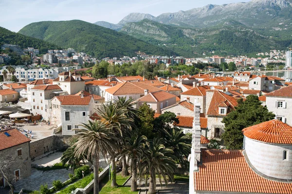 A antiga cidade de Budva, Montenegro — Fotografia de Stock