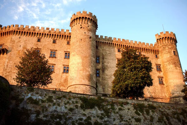 The ancient castle in Italy — Stock Photo, Image