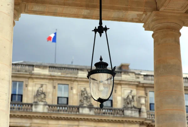 Francouzskou dekorativní svítidlo — Stock fotografie