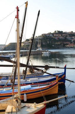 tekneler sabah erken saatlerde, Collioure Fransa