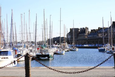 Saint-Malo Körfez Yatlar