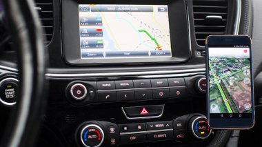 Araba Pano Navigator ile