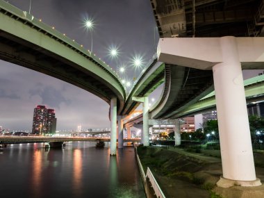 Kavşağı'nda Japonya gece görünümü