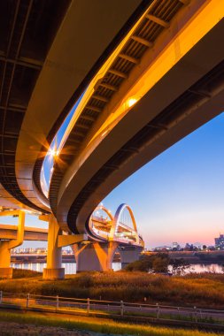 Kavşağı'nda Japonya gece görünümü