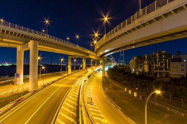 Kavşağı'nda Japonya gece görünümü