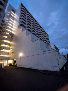 Konut Kompleksi gece görünümü