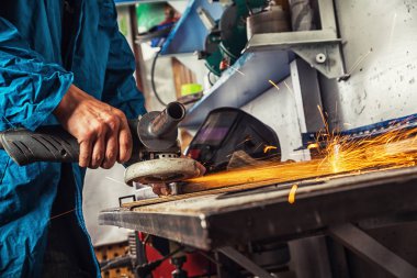 adam bir metal biler 