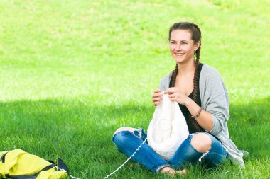 genç kadın dokuma kumaşlar 