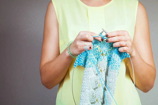 Close-up of a  woman  knits — Stock Photo, Image