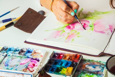 Sanatçı berabere suluboya 