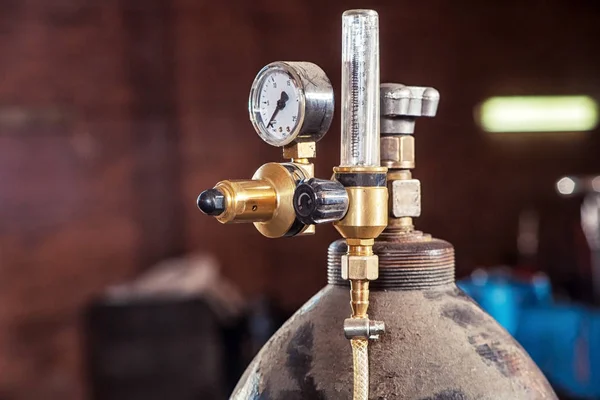 Närbild av en metall gascylinder — Stockfoto